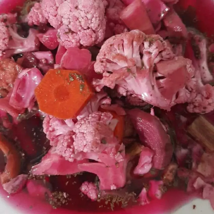 ترشی مخلوط (هفته بیجار)500 گرمی مجلسی محصولات خانگی و درجه یک شیوا