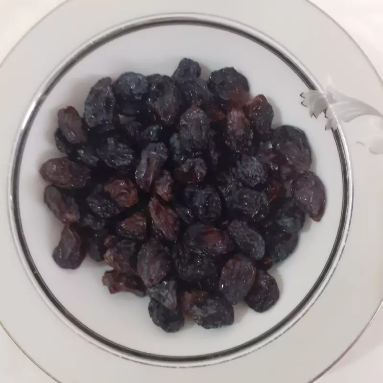 مویز رطبی دست چین و ارگانیک 50گرمی محصولات خانگی درجه ی یک شیوا