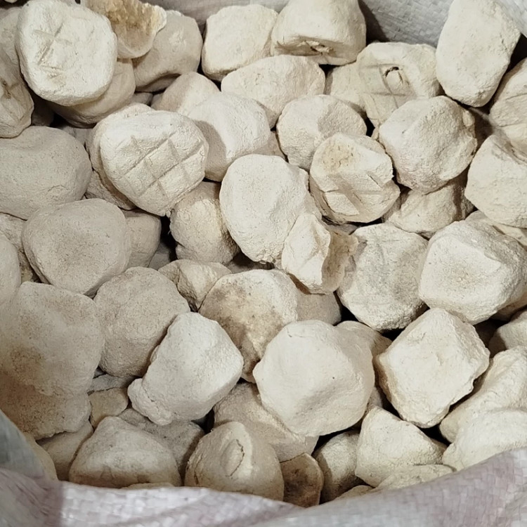 کشک نیم کیلو یی مخلوط گاوی و گوسفندی محصولات خانگی و درجه یک شیوا