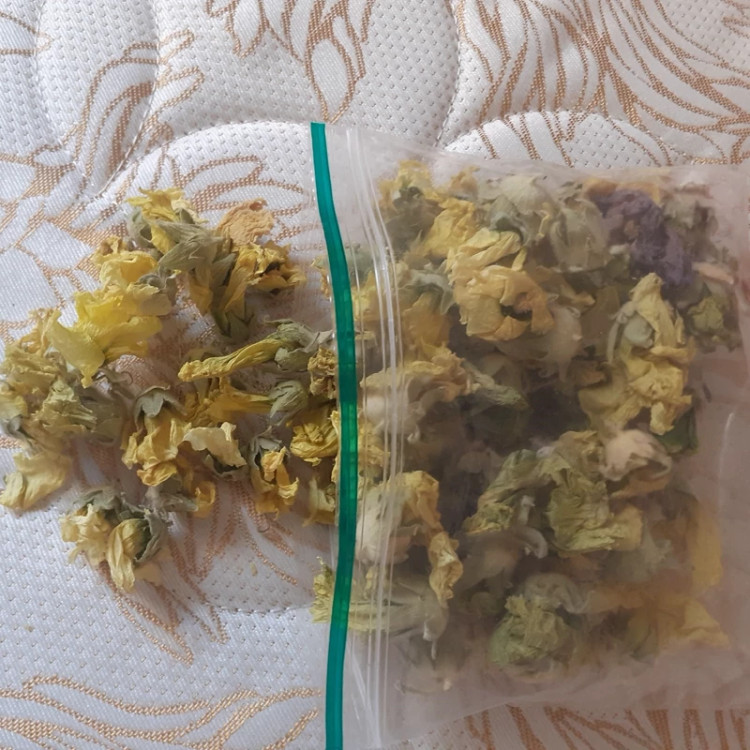 گل ختمی زرد درجه ی یک 100گرمی